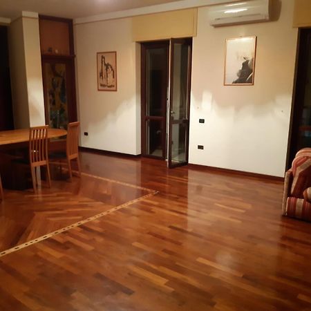 B&B A Casa Tua Salerno Buitenkant foto