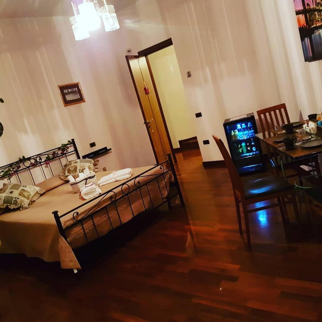 B&B A Casa Tua Salerno Kamer foto
